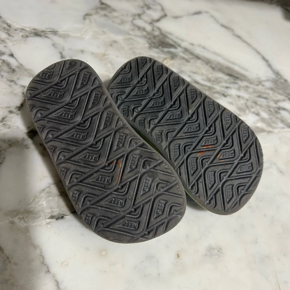 $7 ADD ON Reef baby sandal shoes‎ 5c Zara H&M Nike shoes